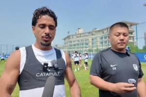 大连英博新援：要把最好的一面展现出来 我可以提升球队整体速度