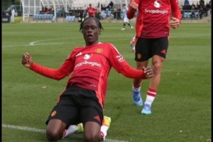 333体育|电竞-官方网站-罗马诺：曼联即将续约17岁小将，联赛10场6球&amp;很快会一线队首秀